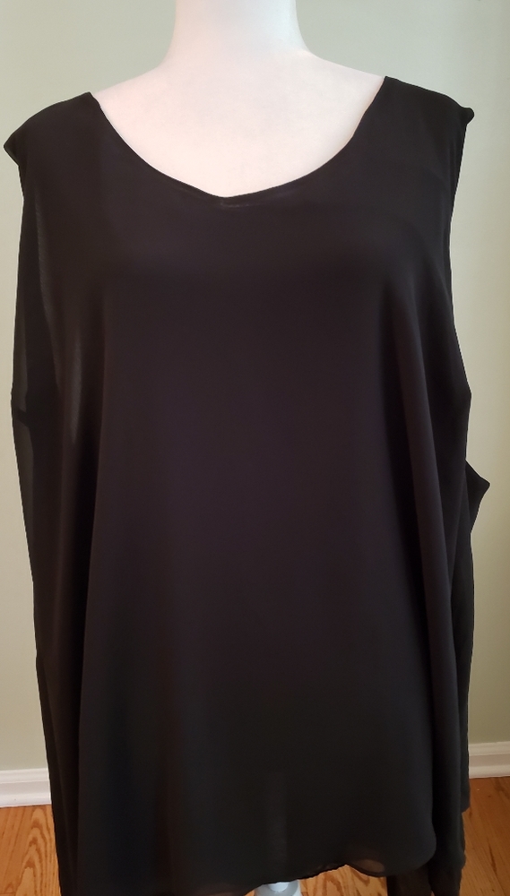 Torrid Sleeveless Assymetrical Blouse